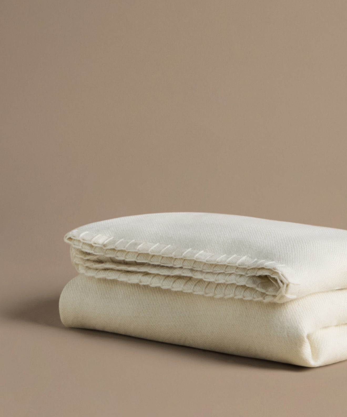 Chateau Alpaca Throw