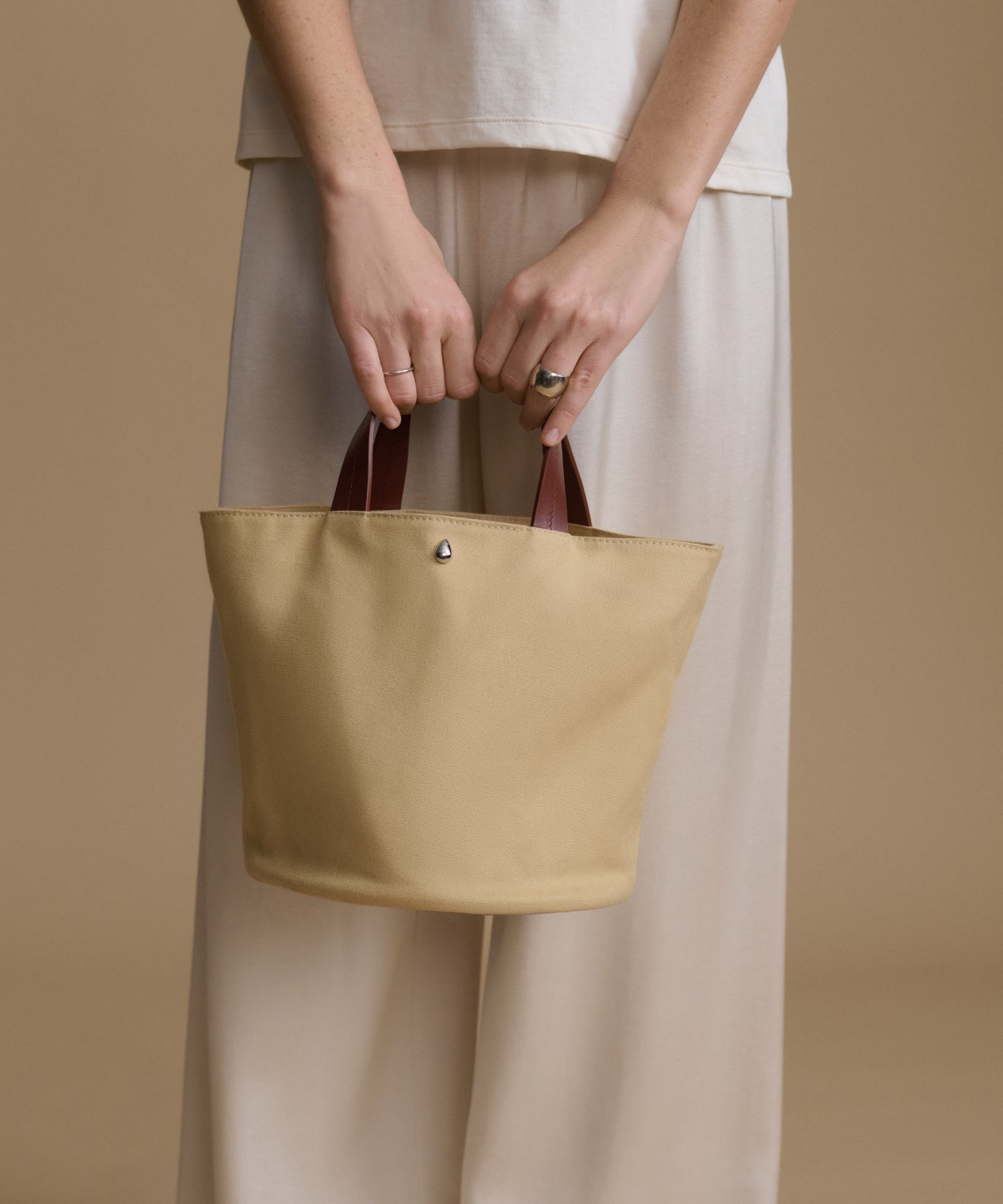 Gem Bucket Bag