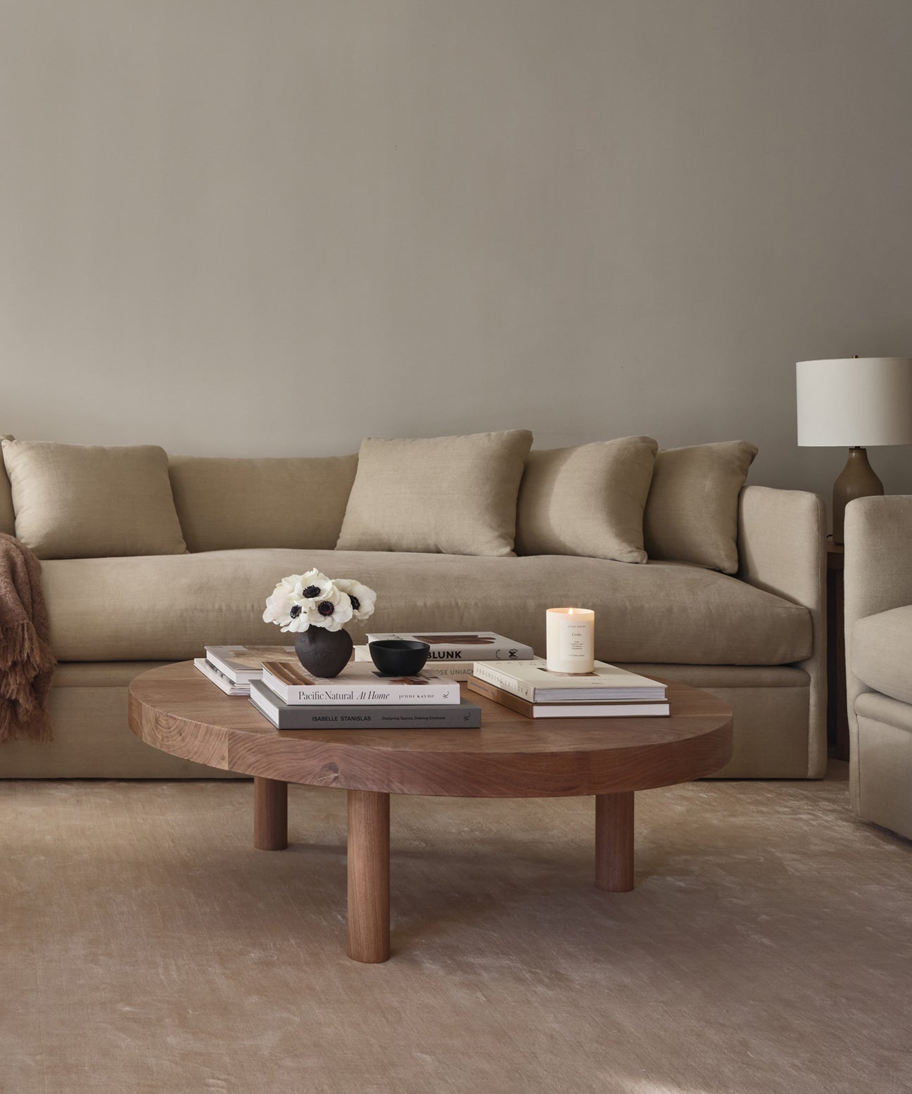 Dume Sofa