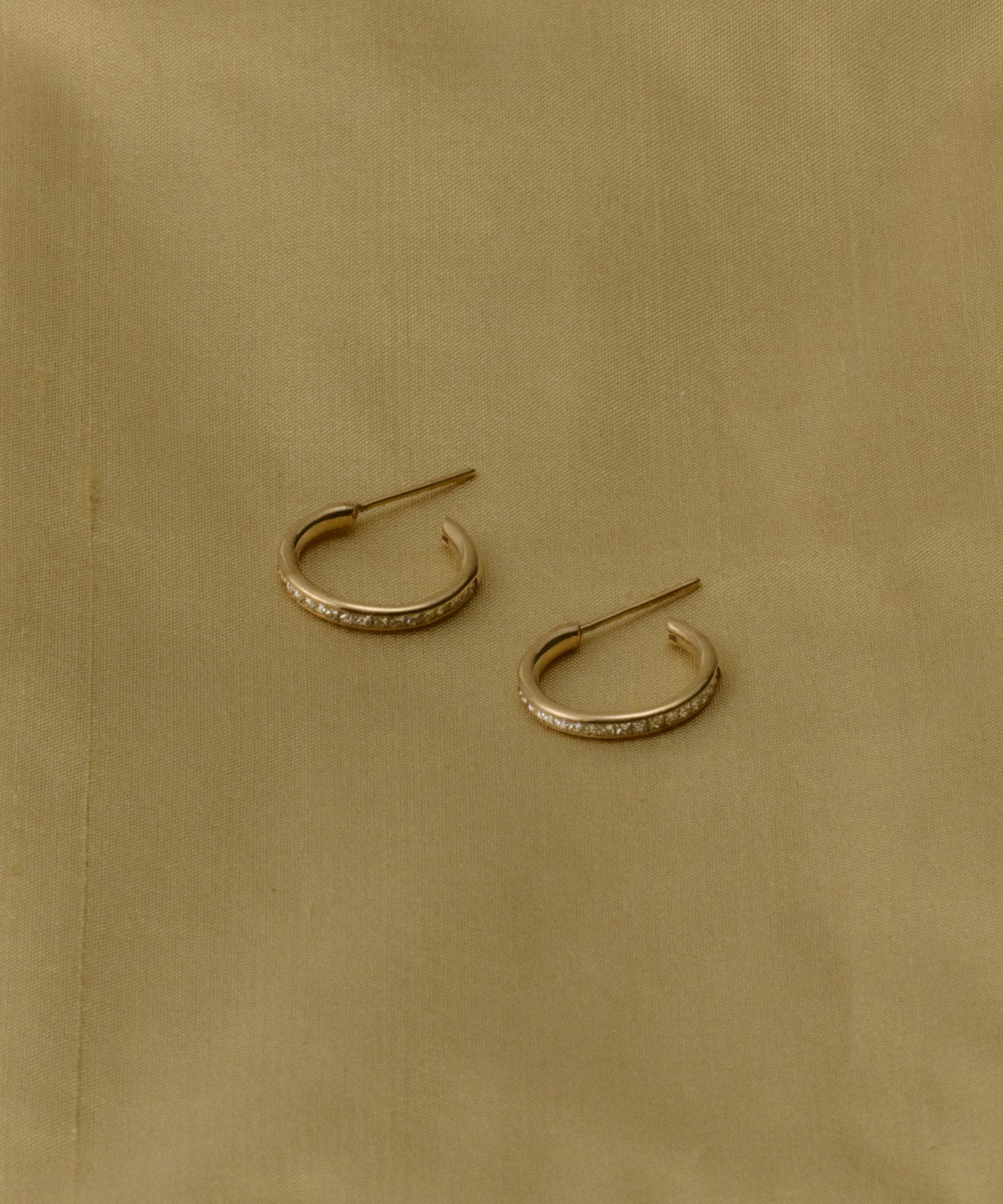 Iris Diamond Hoops