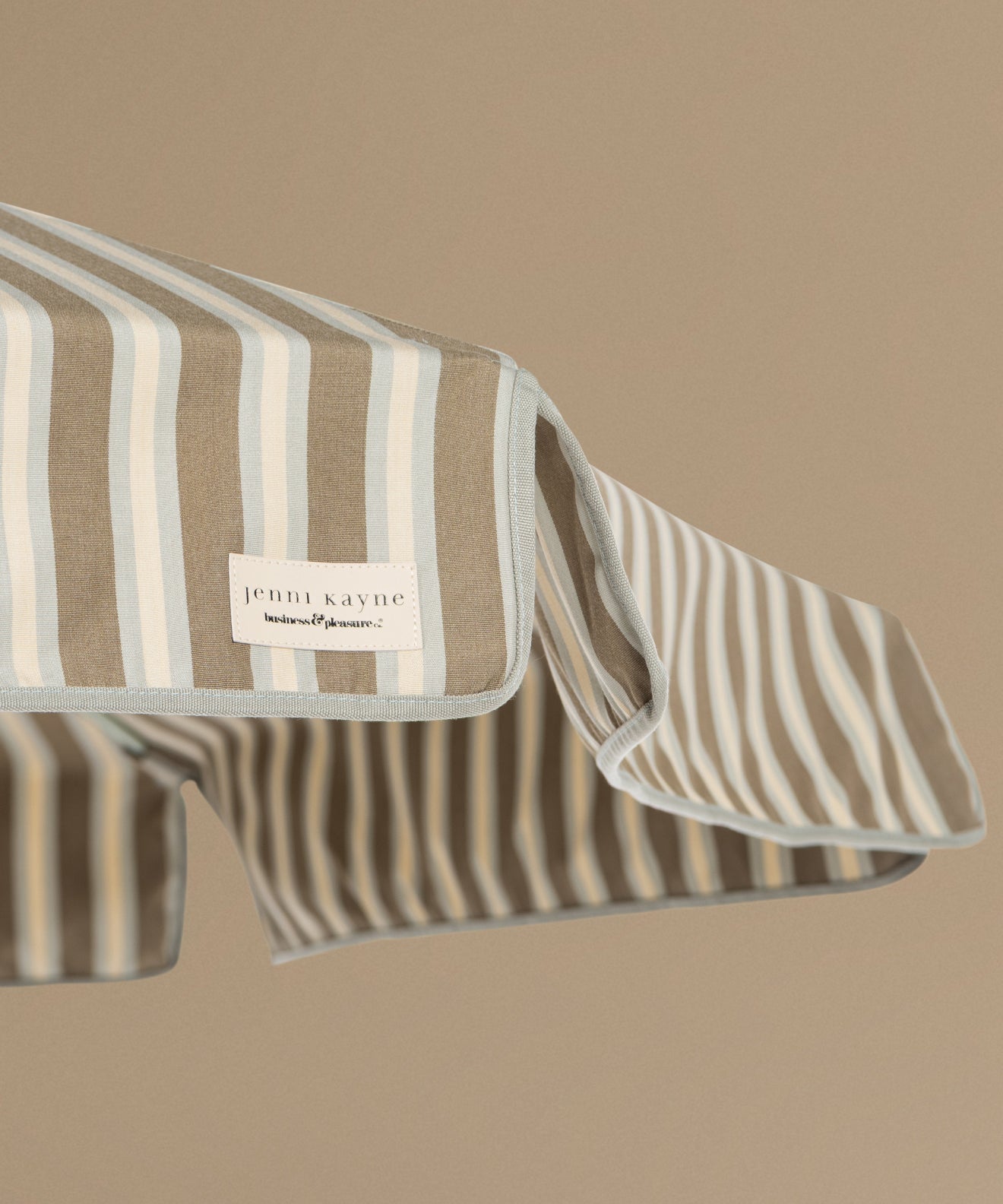 The Resort Market Umbrella