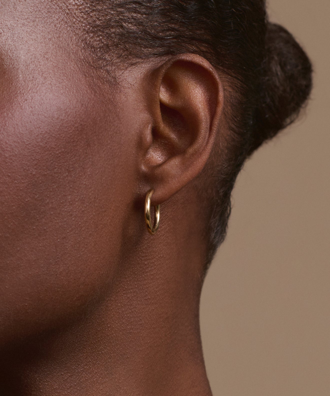 Small Eloise Hoops