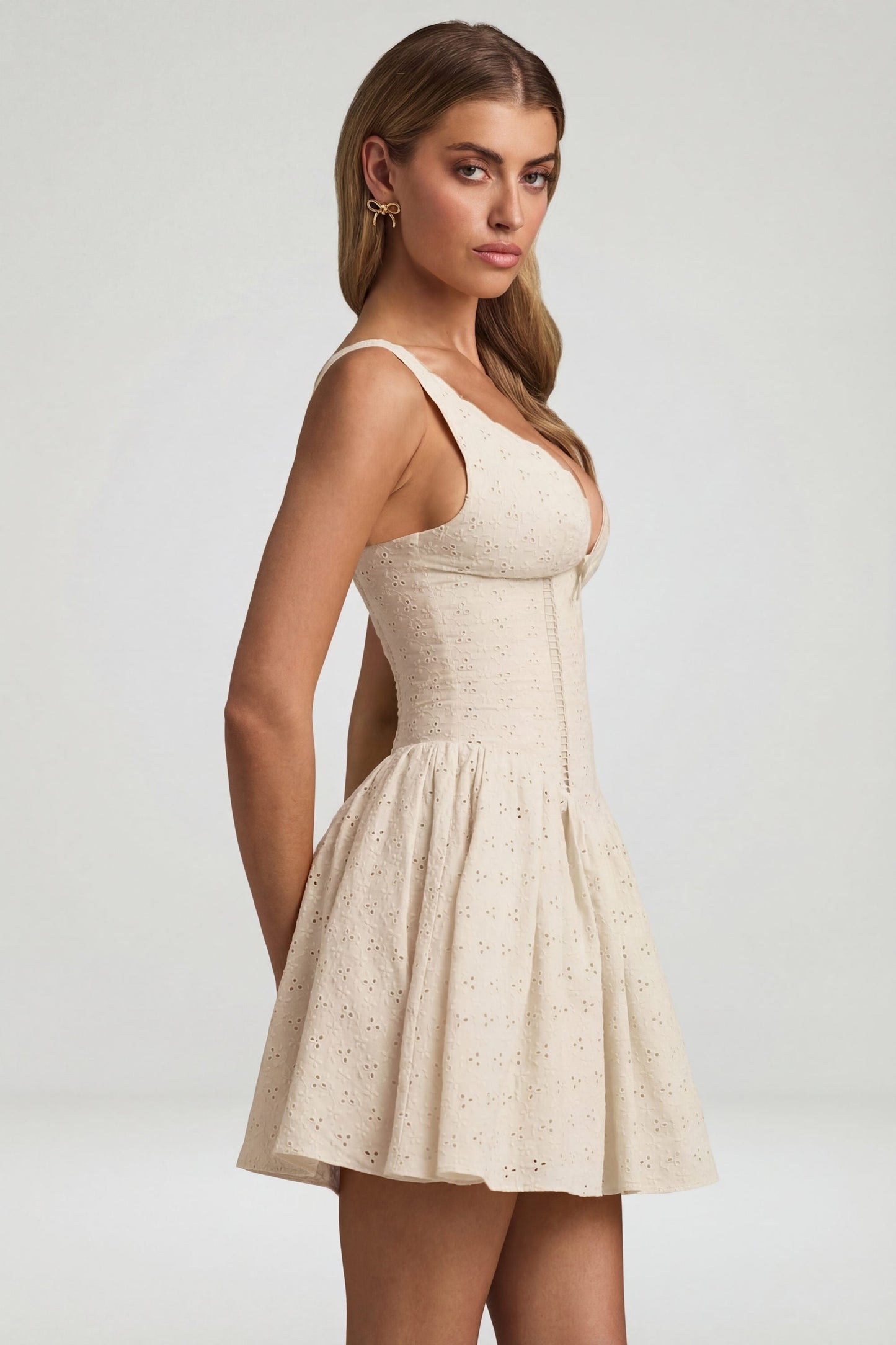 Broderie Anglaise Bow-Detail A-Line Mini Dress in Ivory