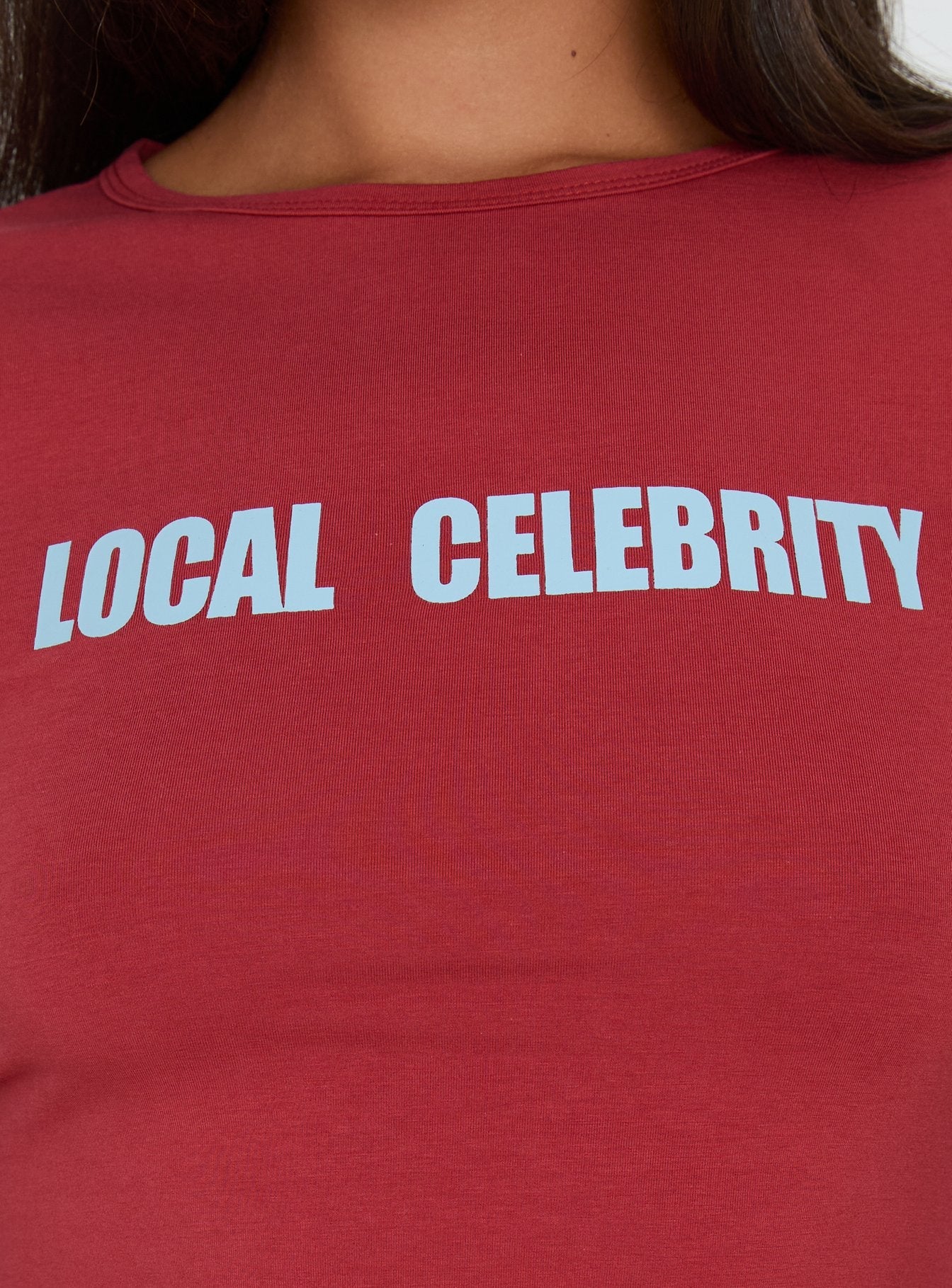 Local Celebrity Graphic Top Washed Red