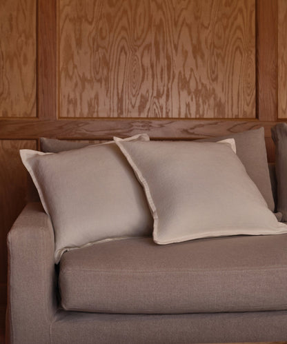 Adler Pillow
