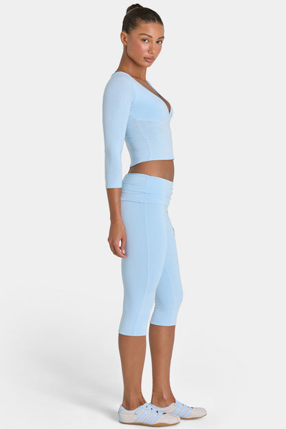 ButterCloud™ Capri Leggings in Sky