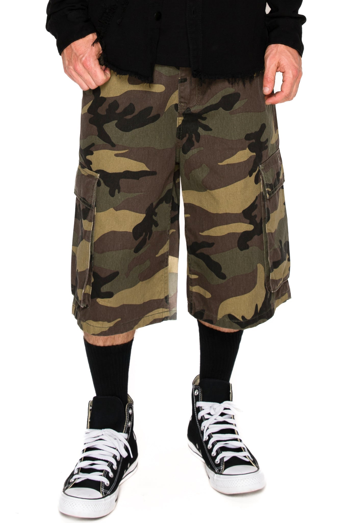 Baggy Fit Cargo Camo Shorts