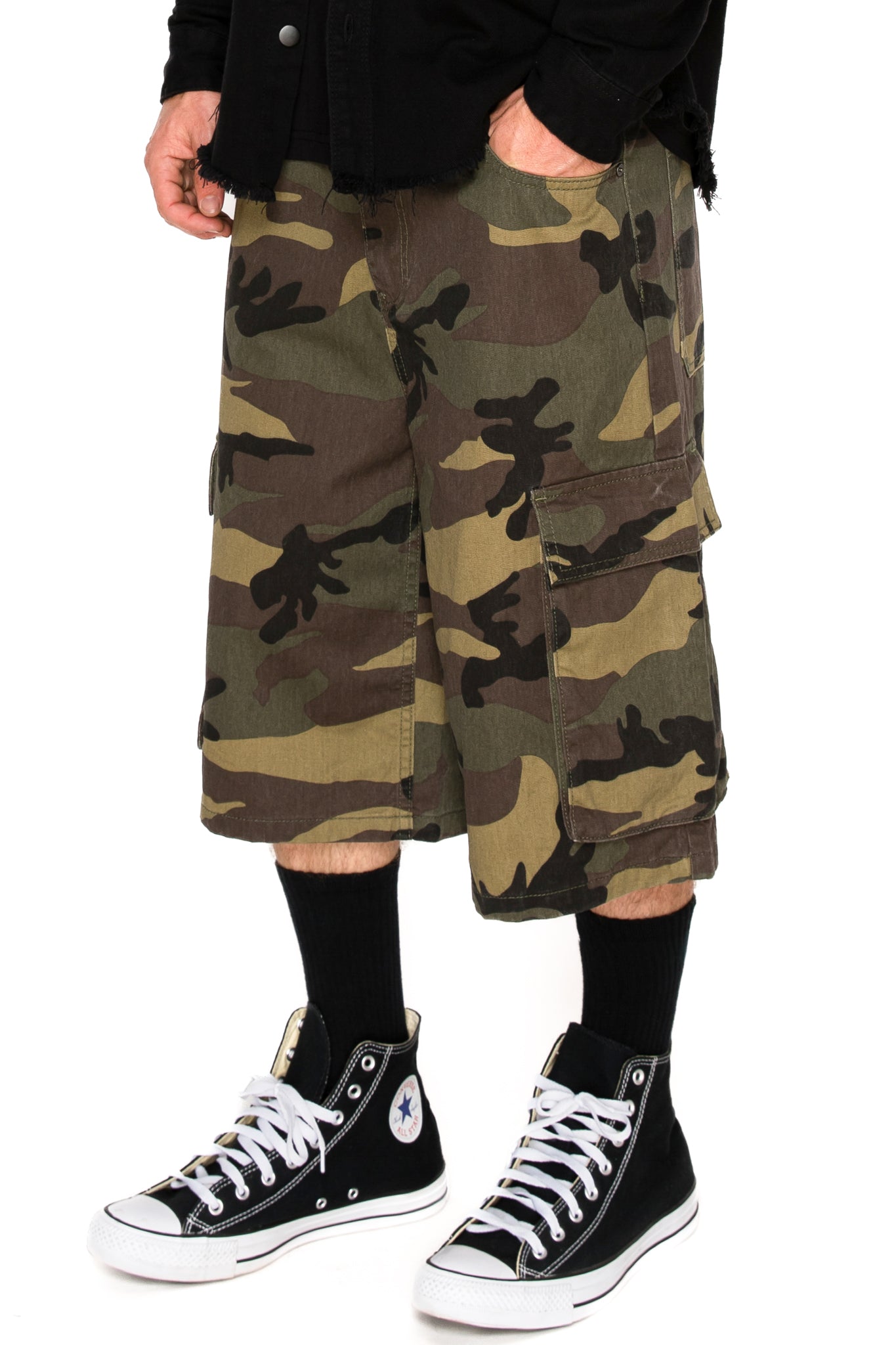 Baggy Fit Cargo Camo Shorts