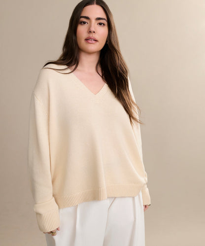 Simone V-Neck