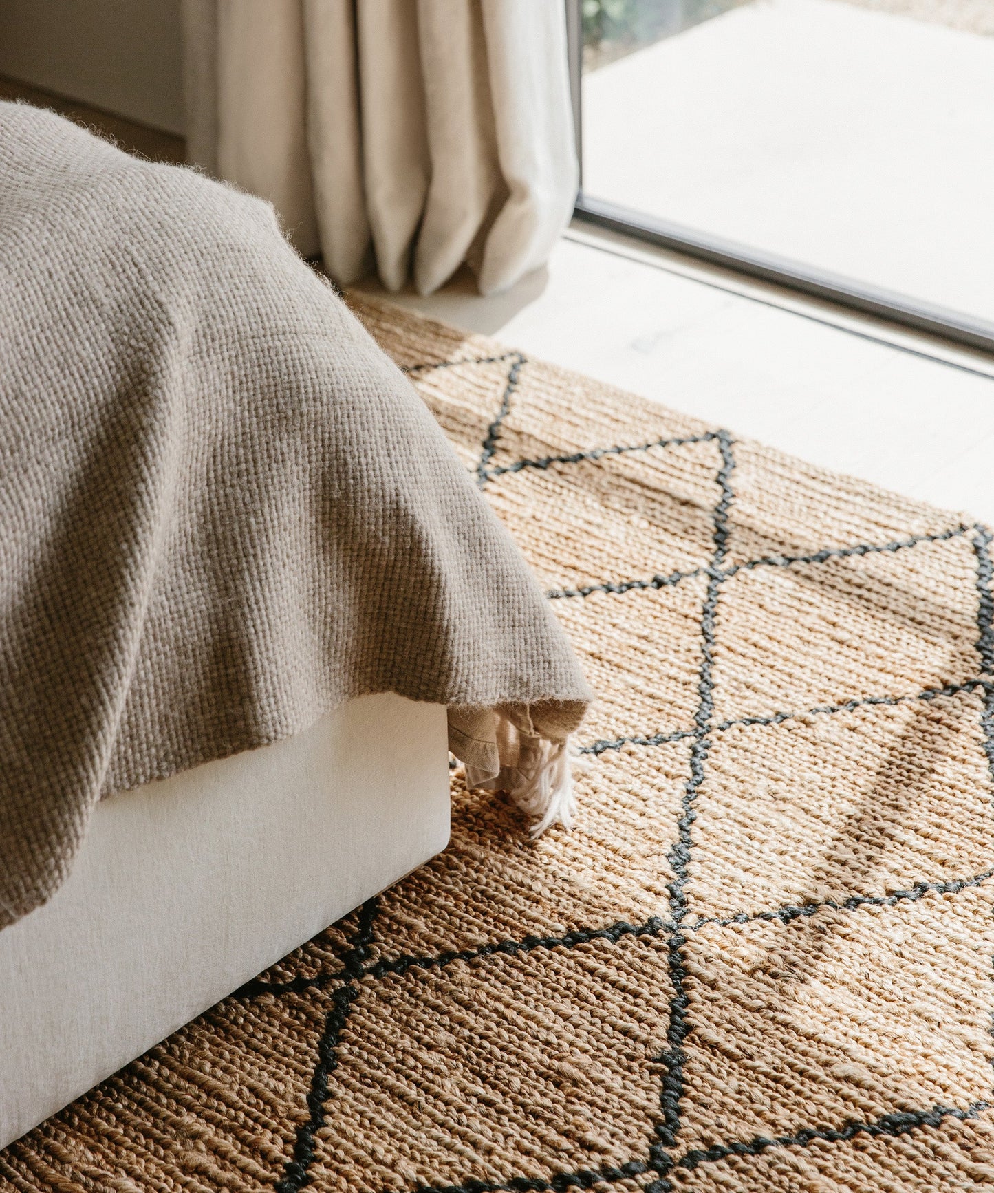 Wilder Diamond Jute Rug