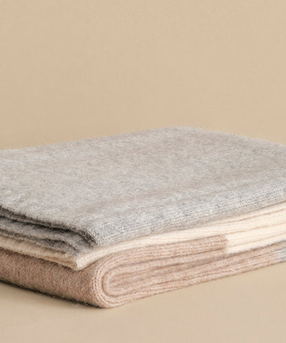 Alpaca Colorblock Throw