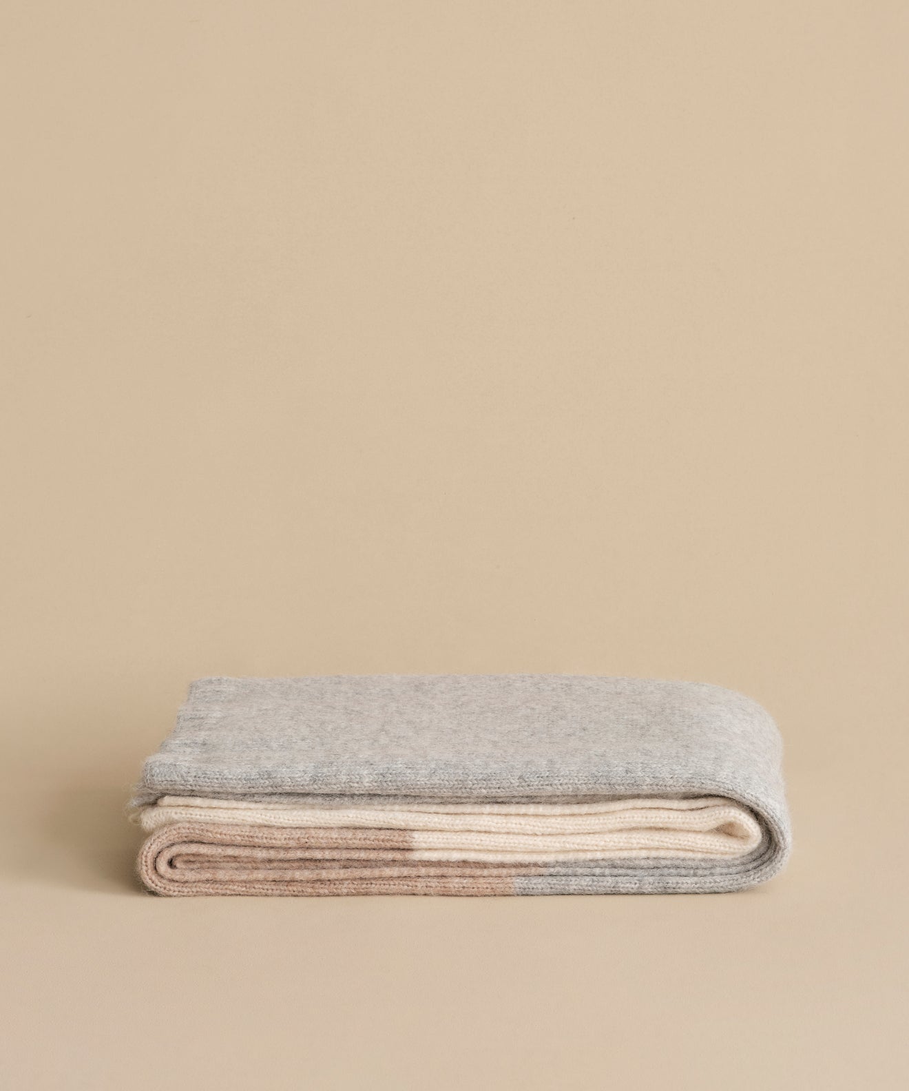 Alpaca Colorblock Throw