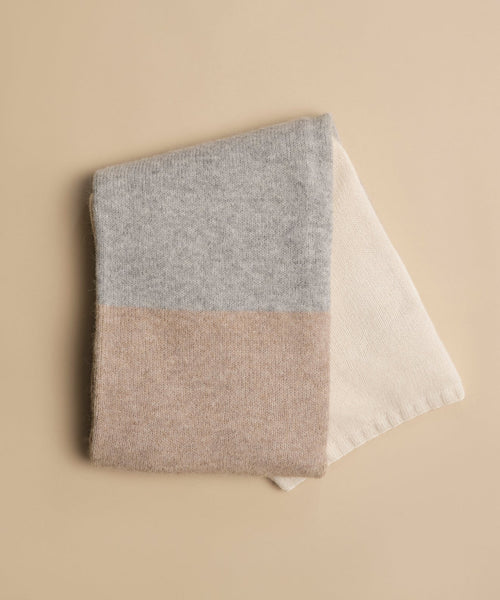 Alpaca Colorblock Throw