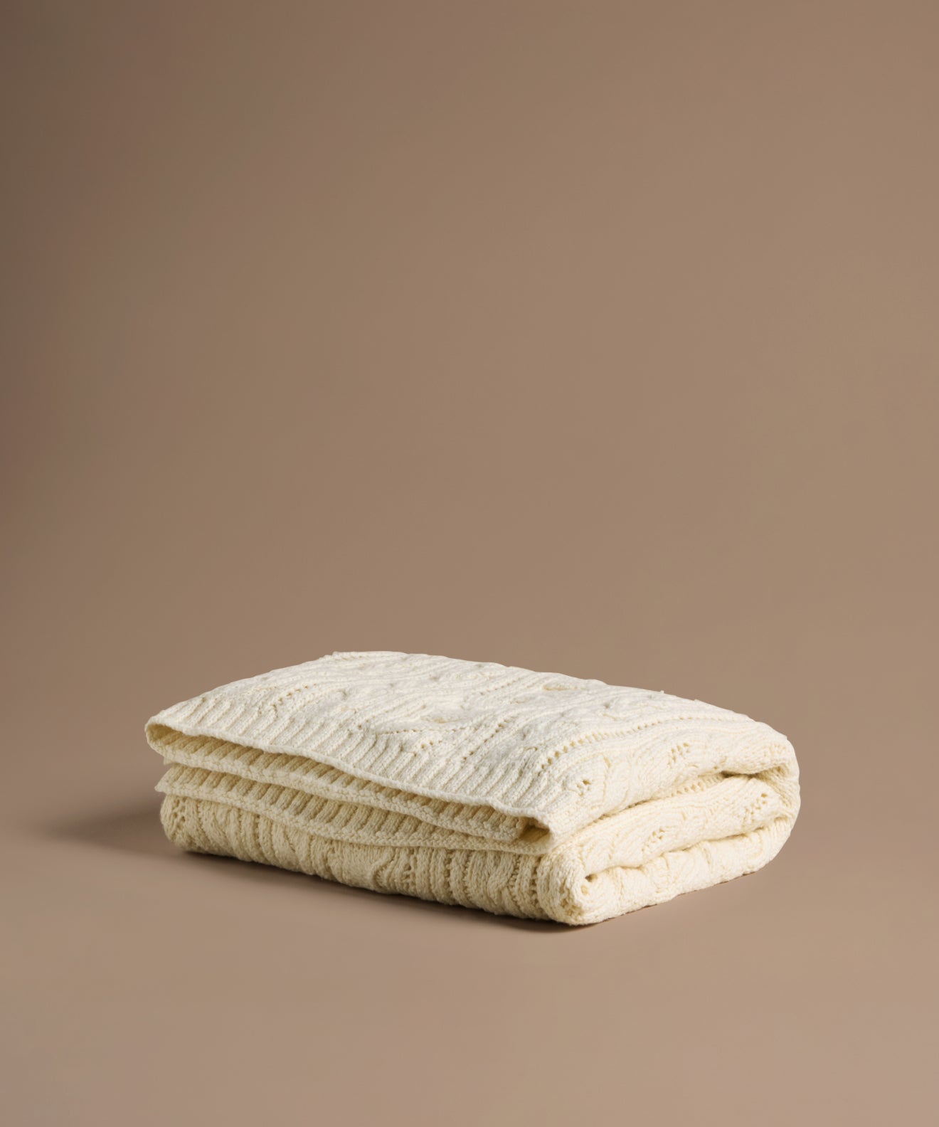 Audrey Throw
