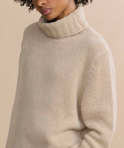 Cashmere Jet Turtleneck