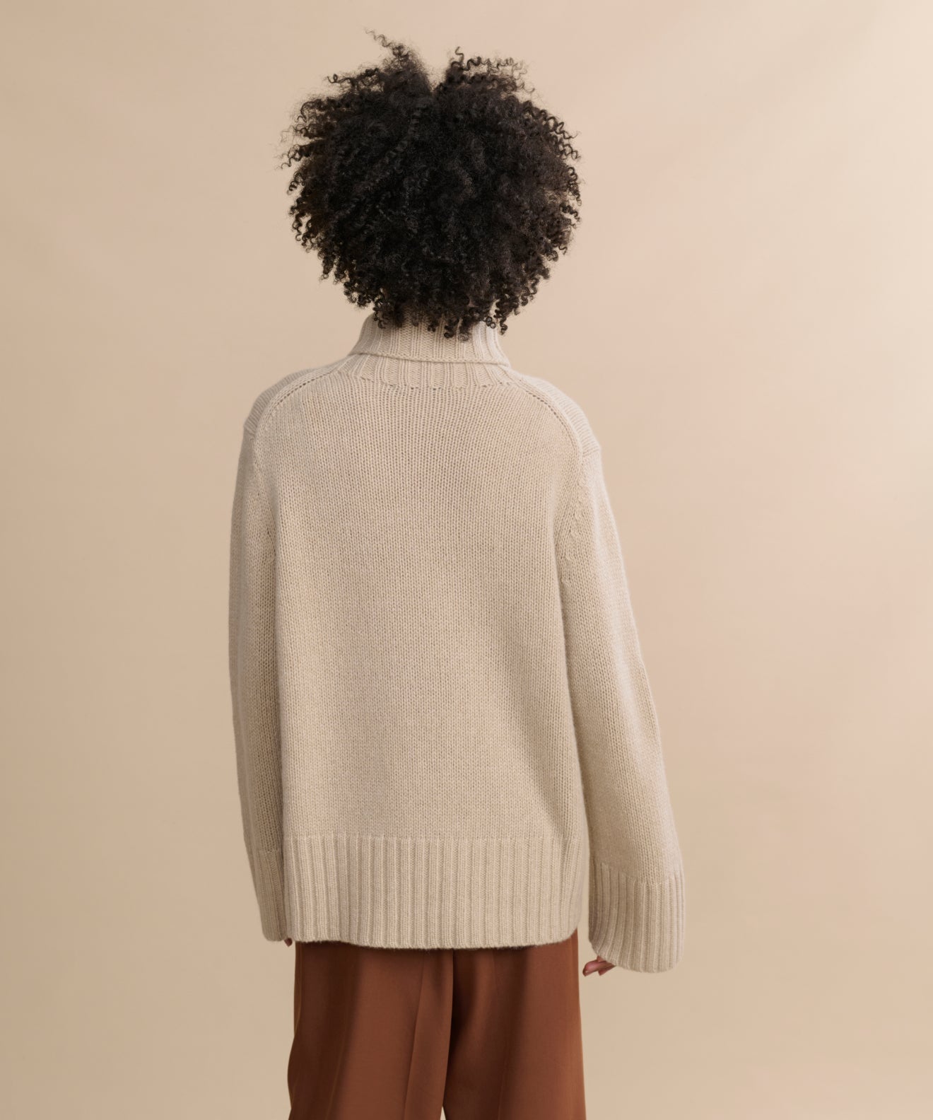 Cashmere Jet Turtleneck