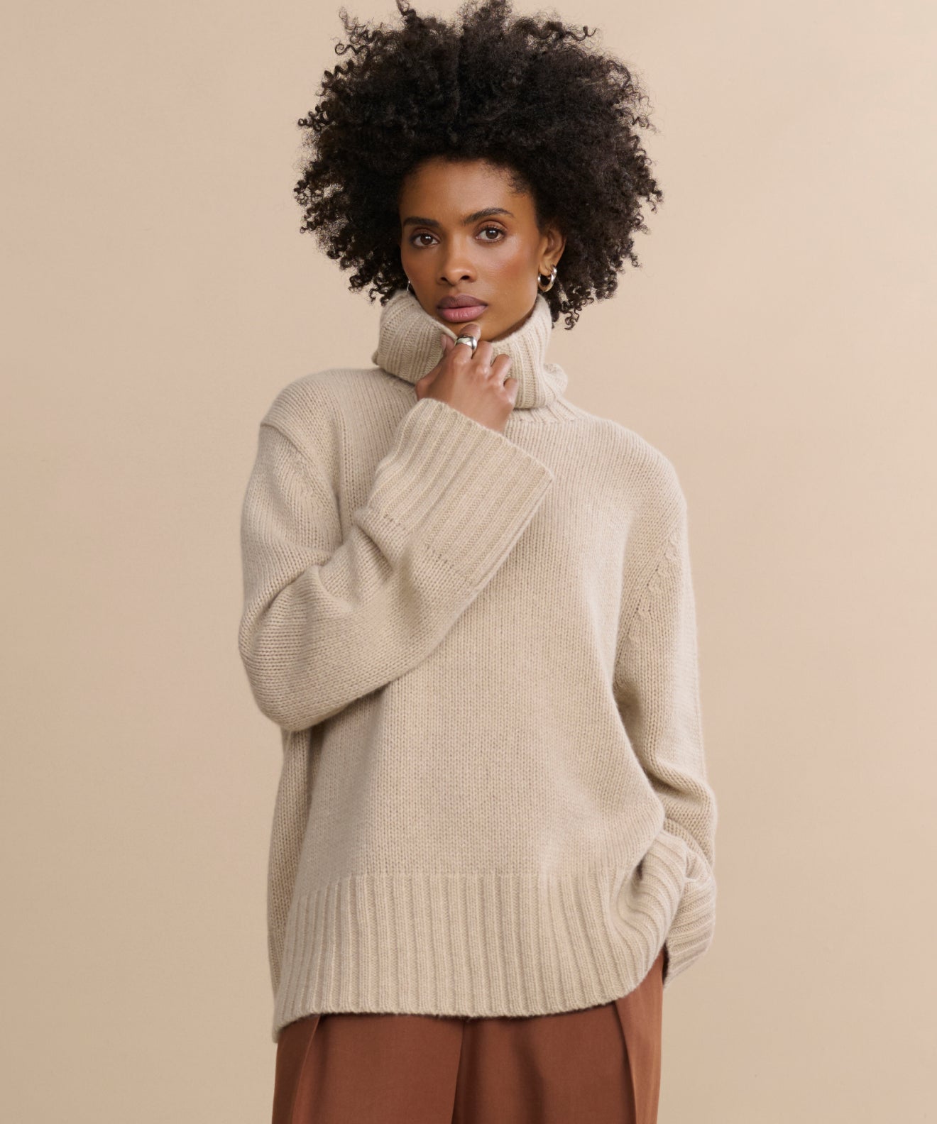 Cashmere Jet Turtleneck