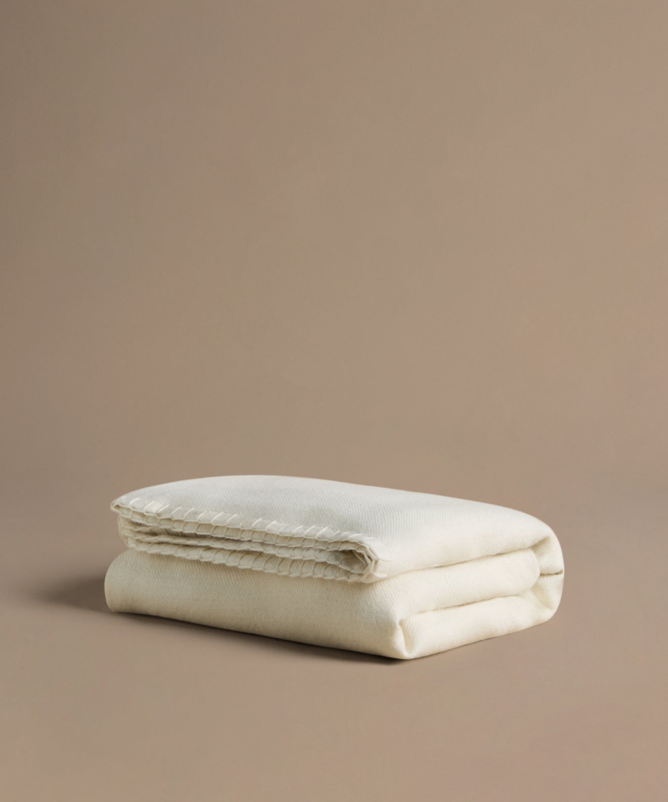 Chateau Alpaca Throw