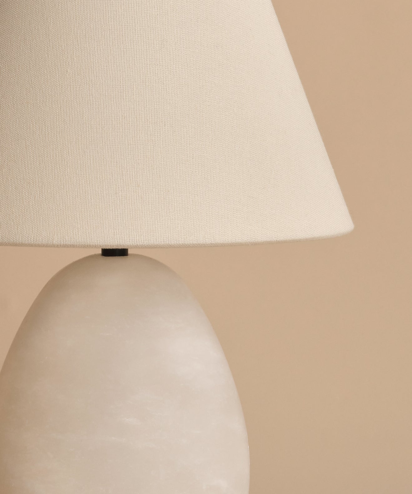 Droplet Alabaster Table Lamp