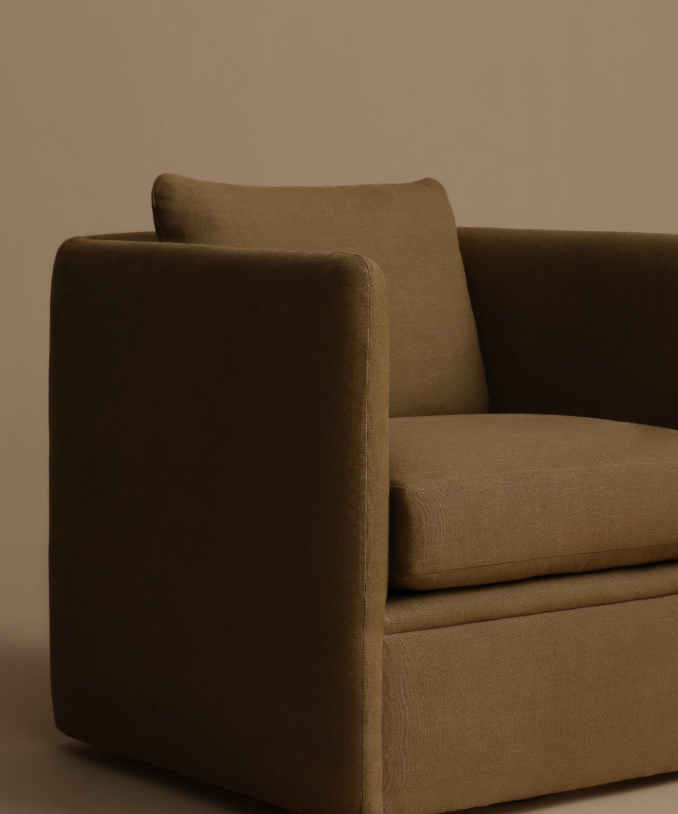 Dume Chair