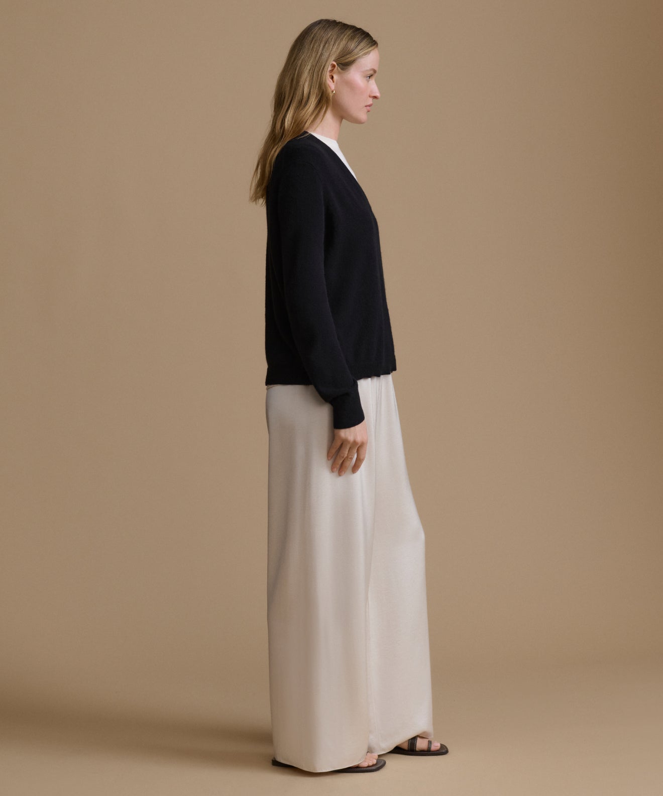 Flynn Cashmere V-Neck