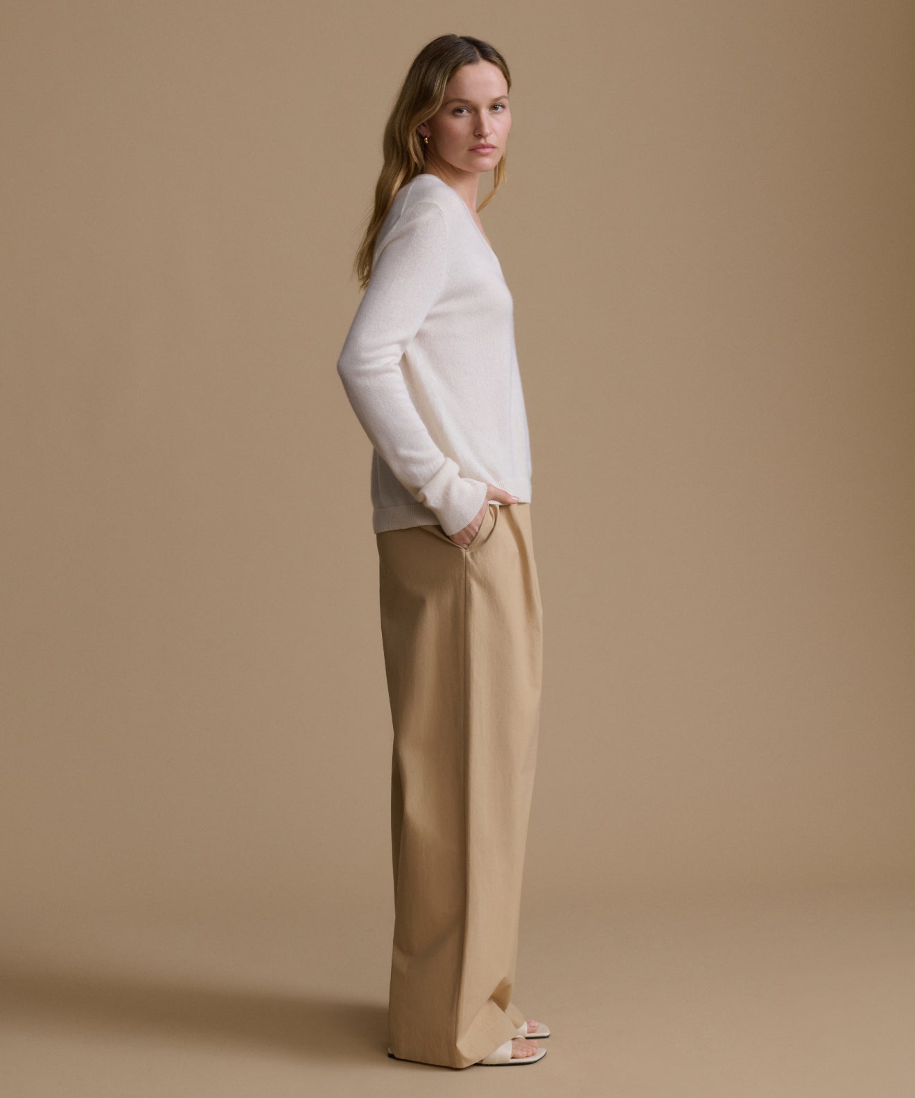 Flynn Cashmere V-Neck
