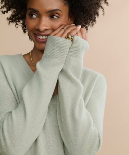 Flynn Cashmere V-Neck