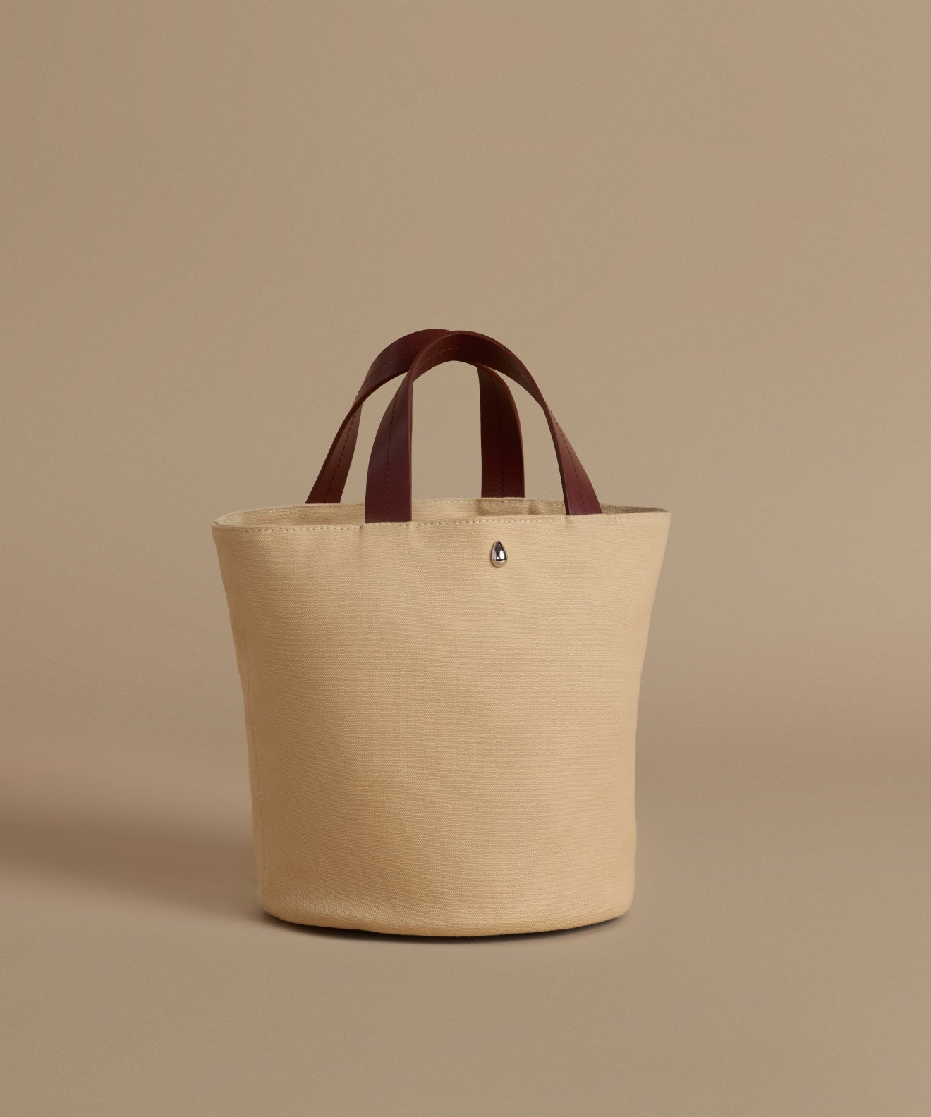 Gem Bucket Bag