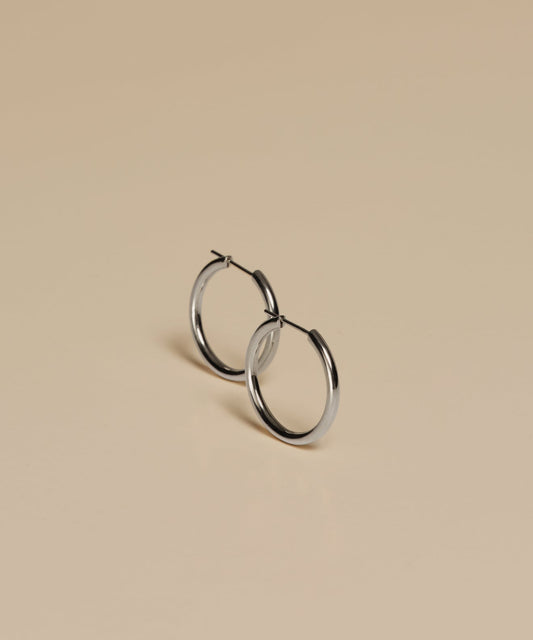 Medium Eloise Hoops