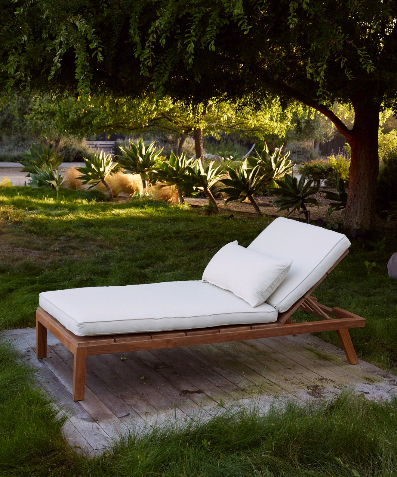Outdoor Vista Lounge Chair