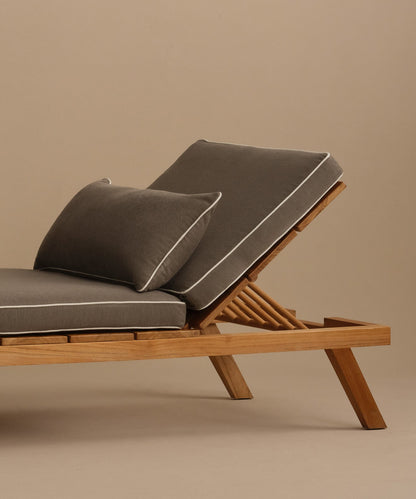 Outdoor Vista Lounge Chair
