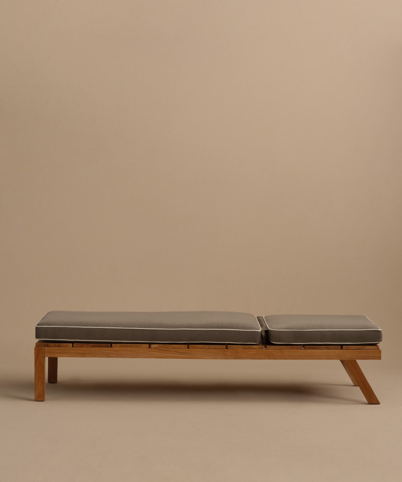 Outdoor Vista Lounge Chair