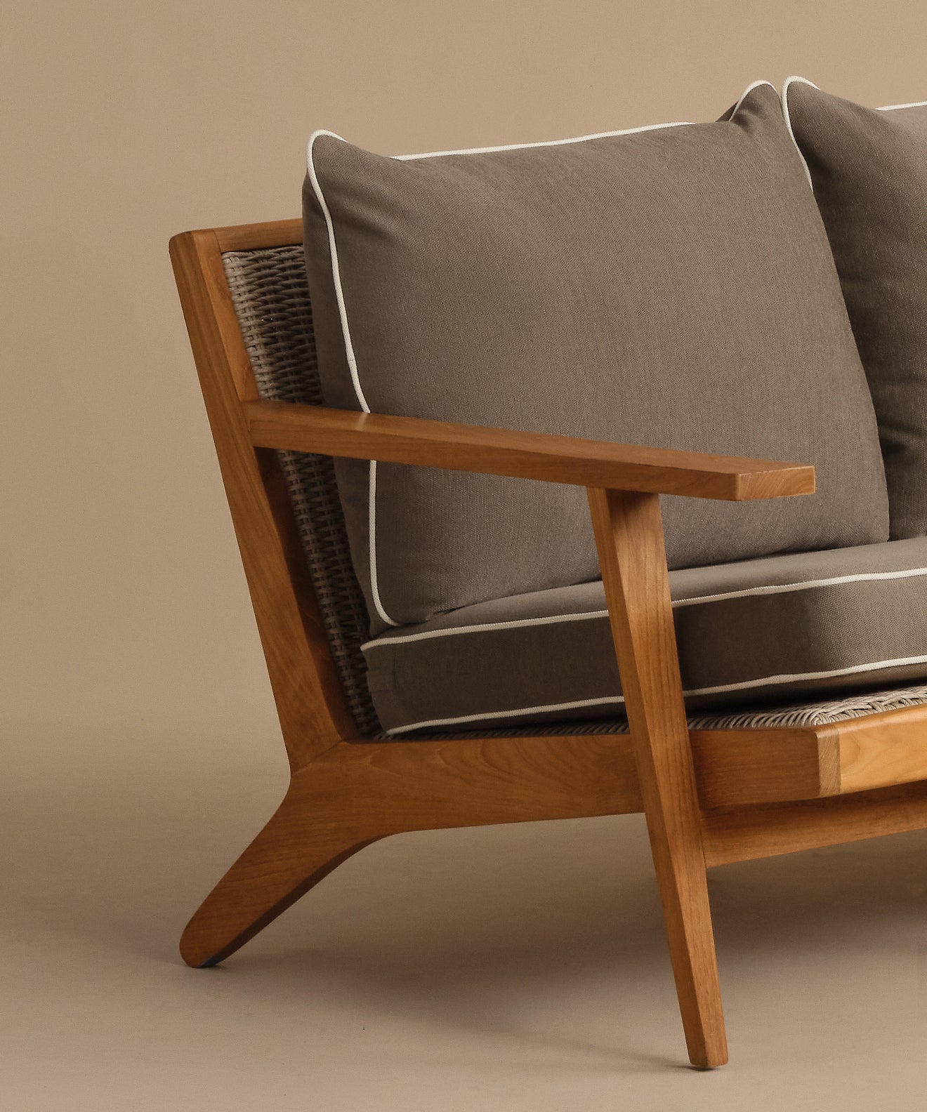 Outdoor Vista Sofa