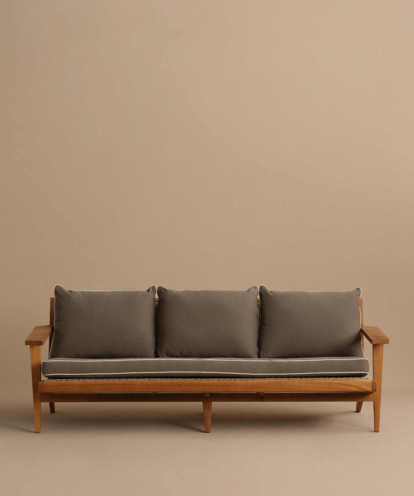 Outdoor Vista Sofa
