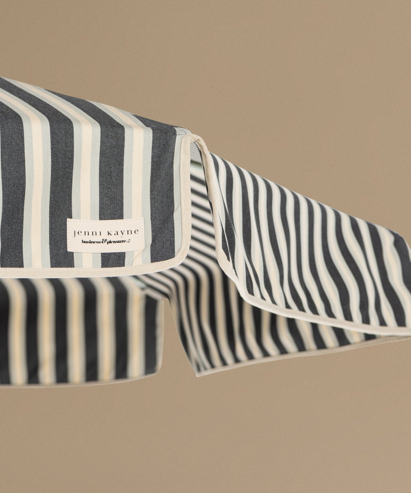 The Resort Market Umbrella