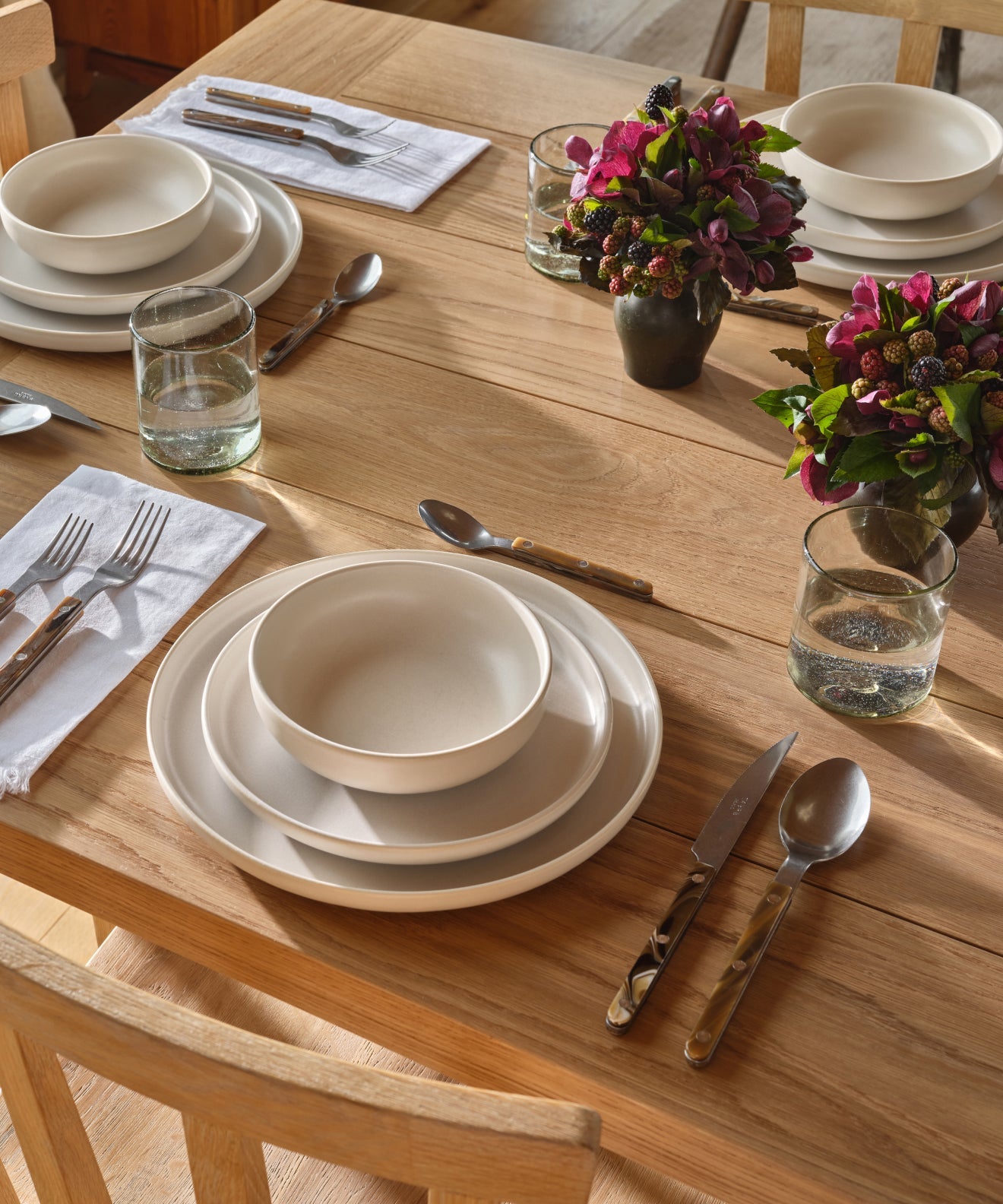 Bistro Vintage Finish Cutlery Set