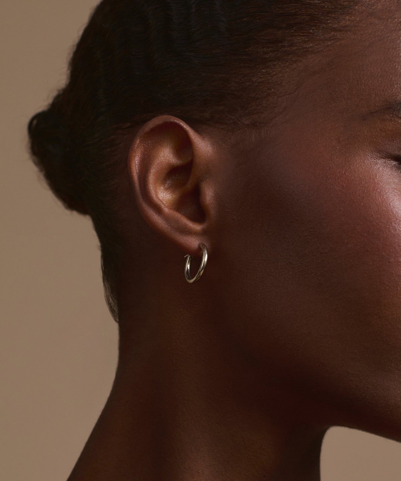 Small Eloise Hoops
